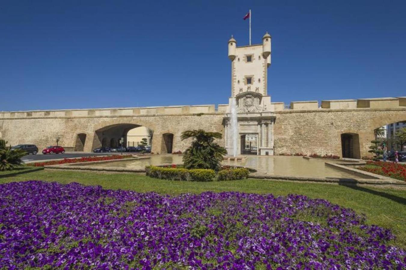 Apartamento La Perla Little Apartments Cádiz Exteriör bild